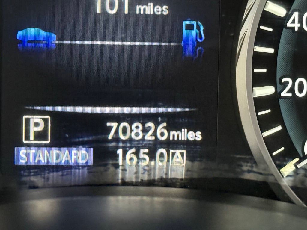 INFINITI Q50 Vehicle Full-screen Gallery Image 33