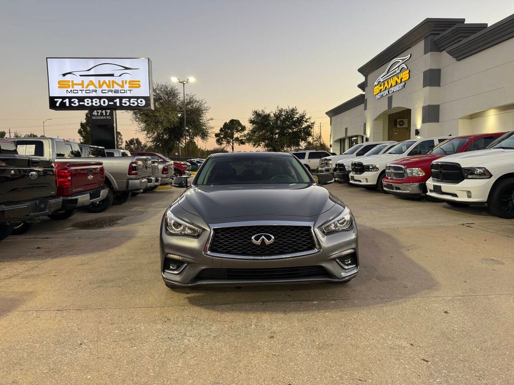 INFINITI Q50 Vehicle Full-screen Gallery Image 40