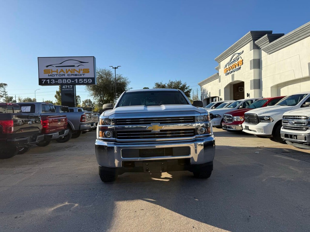 Chevrolet Silverado 2500HD Vehicle Full-screen Gallery Image 39