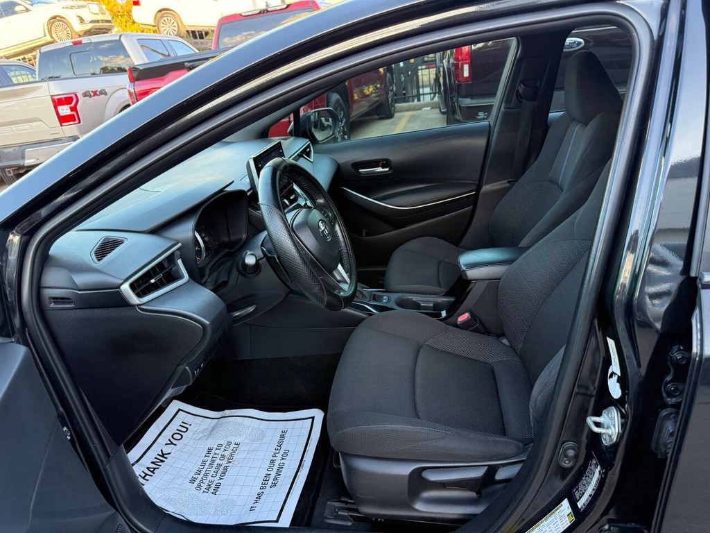 Toyota Corolla Vehicle Full-screen Gallery Image 07