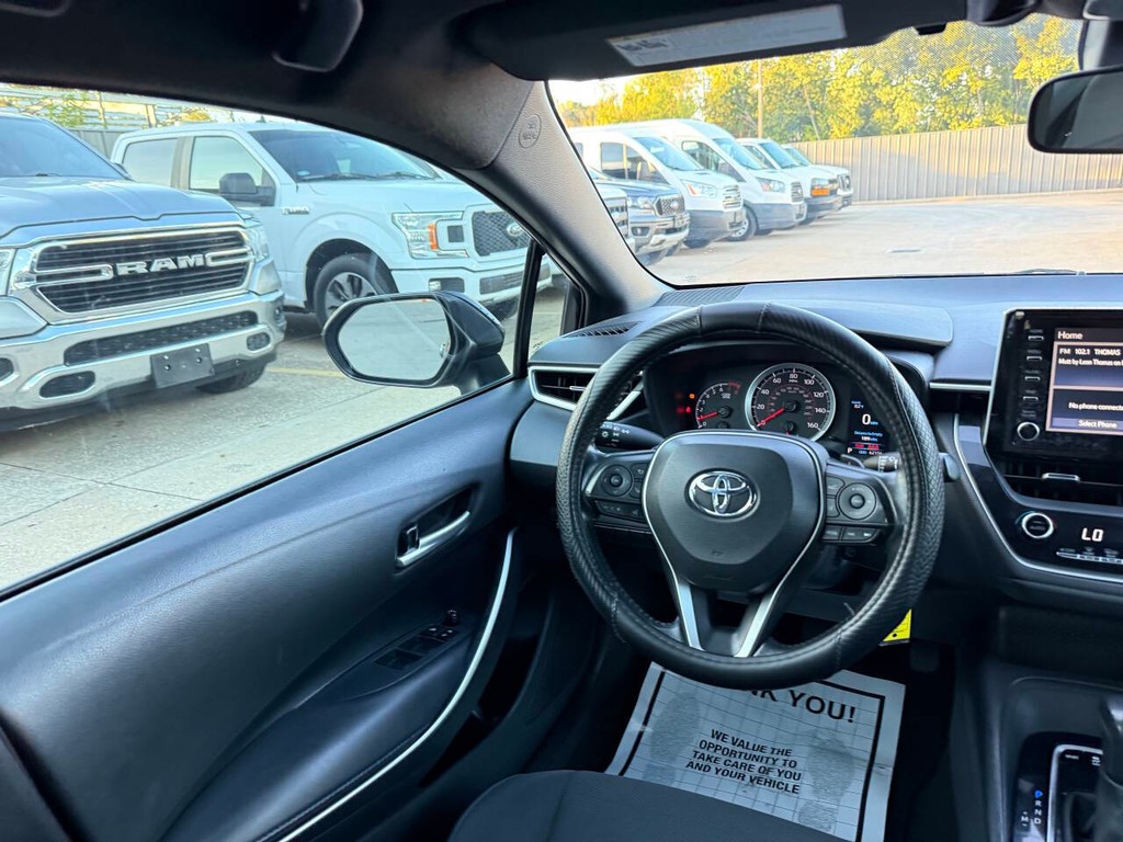 Toyota Corolla Vehicle Full-screen Gallery Image 19