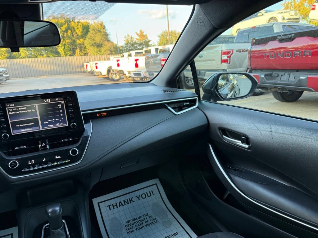 Toyota Corolla Vehicle Full-screen Gallery Image 20