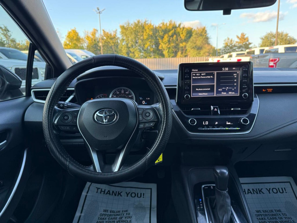 Toyota Corolla Vehicle Full-screen Gallery Image 21