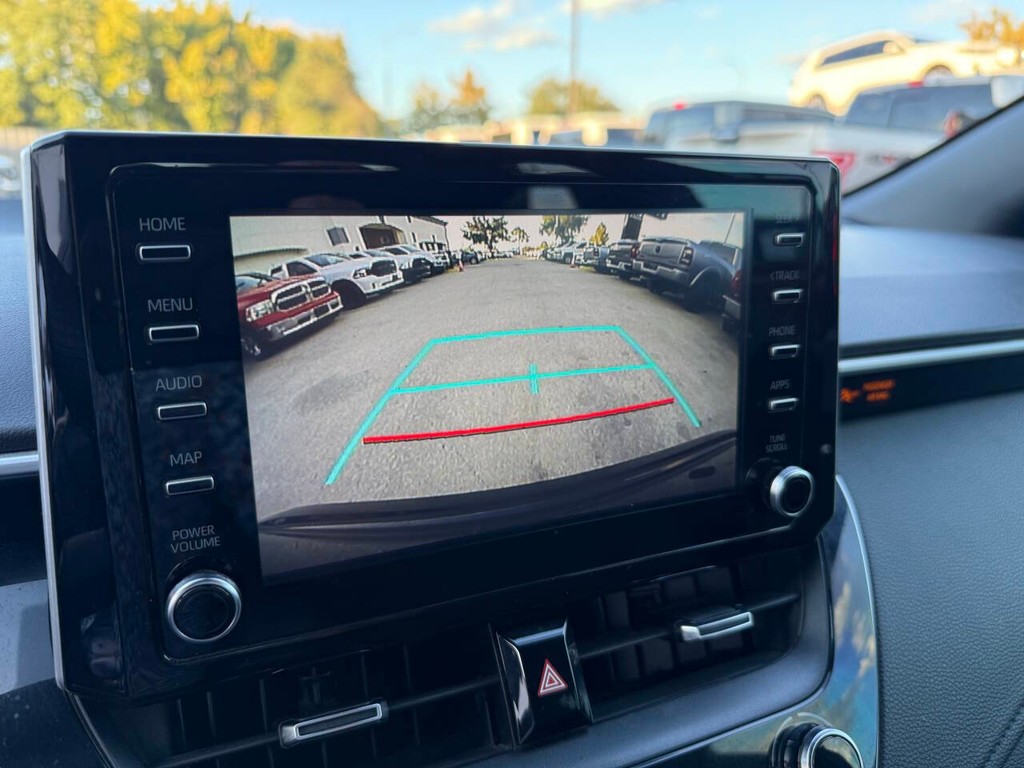 Toyota Corolla Vehicle Full-screen Gallery Image 25