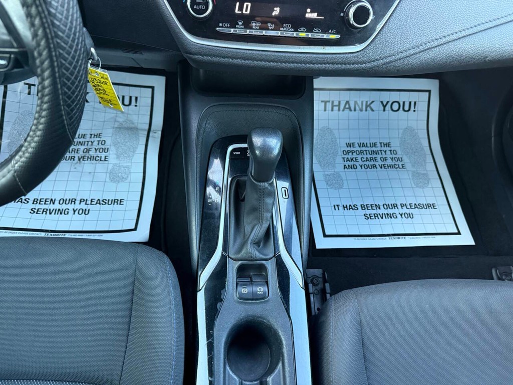 Toyota Corolla Vehicle Full-screen Gallery Image 28