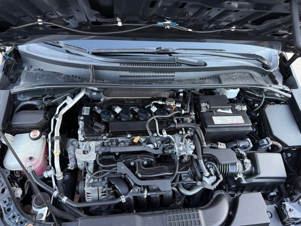 Toyota Corolla Vehicle Full-screen Gallery Image 32