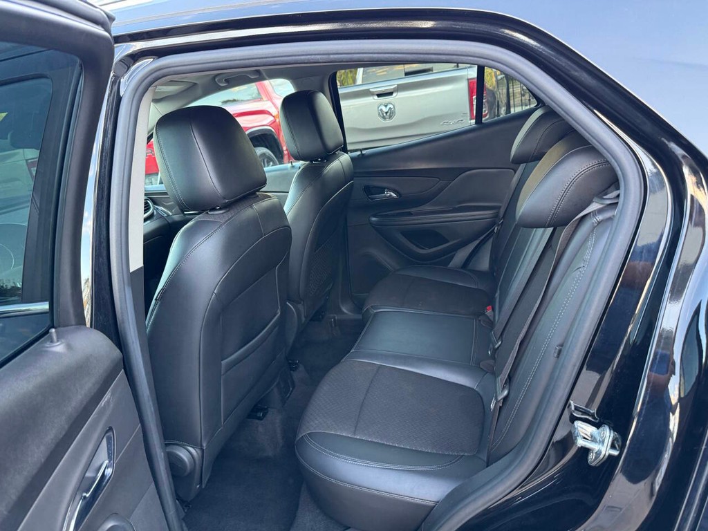 Buick Encore Vehicle Full-screen Gallery Image 13