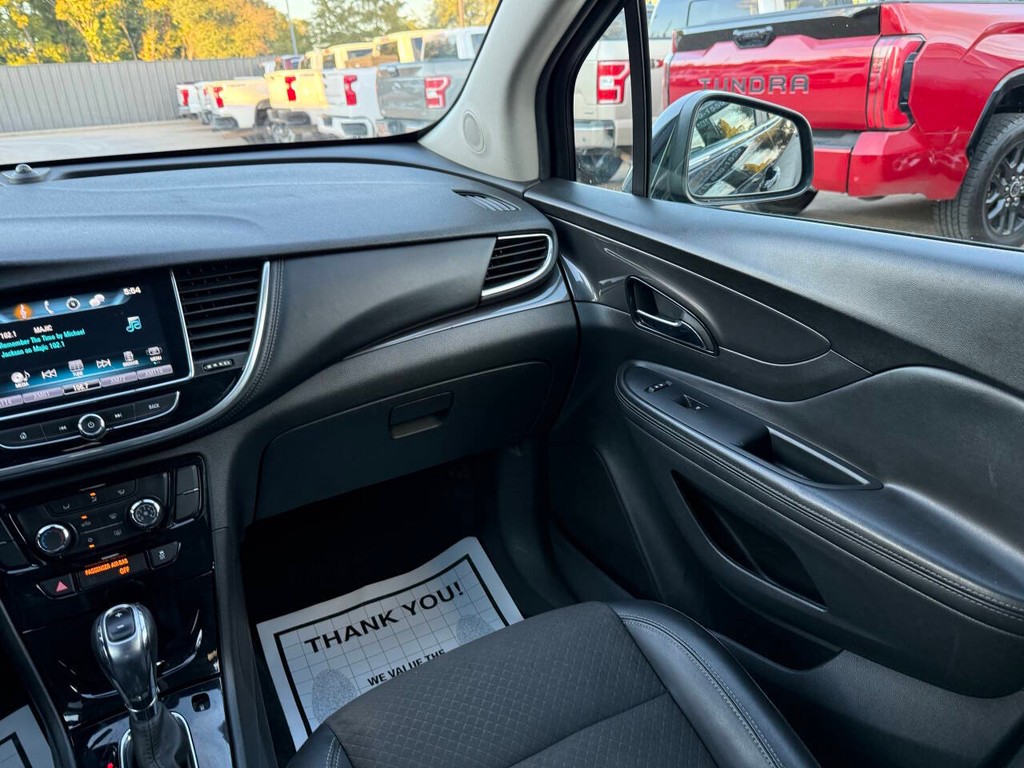 Buick Encore Vehicle Full-screen Gallery Image 21