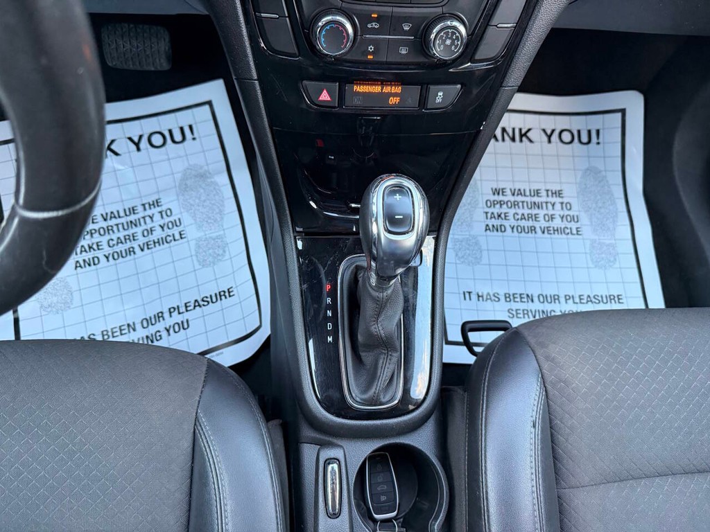 Buick Encore Vehicle Full-screen Gallery Image 28