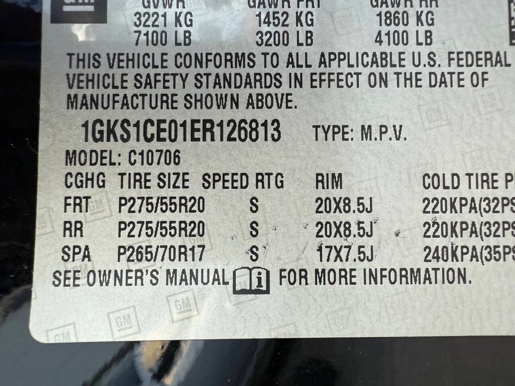 GMC Yukon Vehicle Full-screen Gallery Image 34