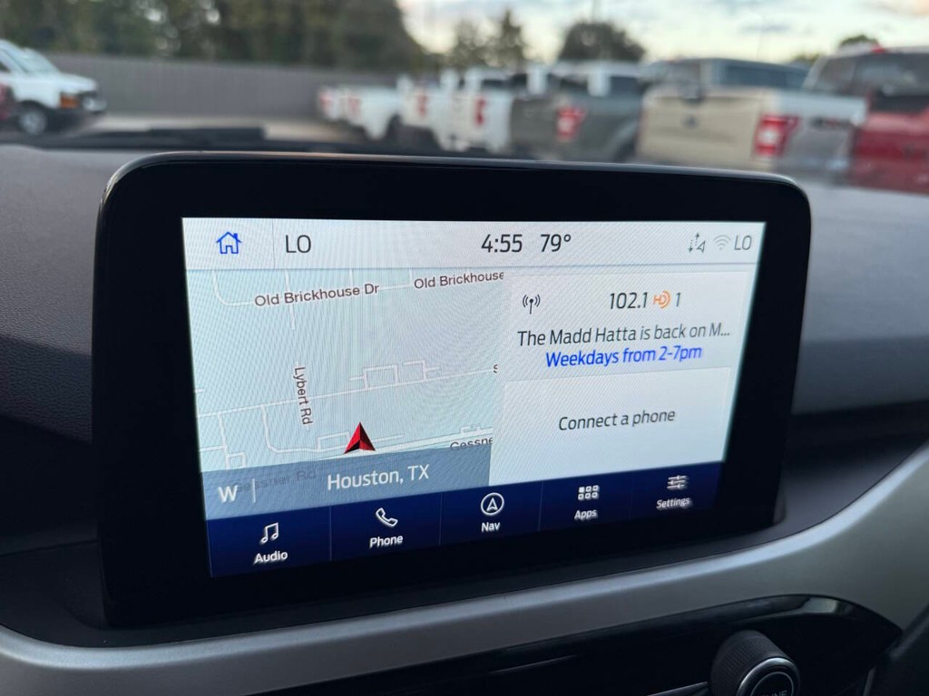 Ford Escape Vehicle Full-screen Gallery Image 25