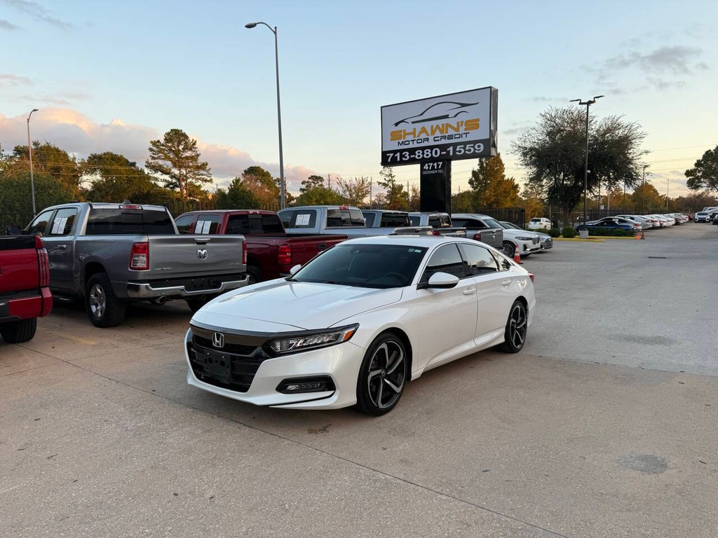 Honda Accord Sedan Vehicle Full-screen Gallery Image 03