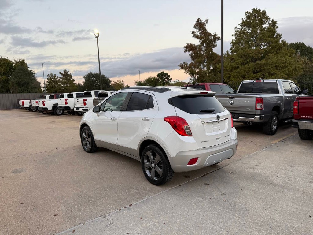 Buick Encore Vehicle Full-screen Gallery Image 04