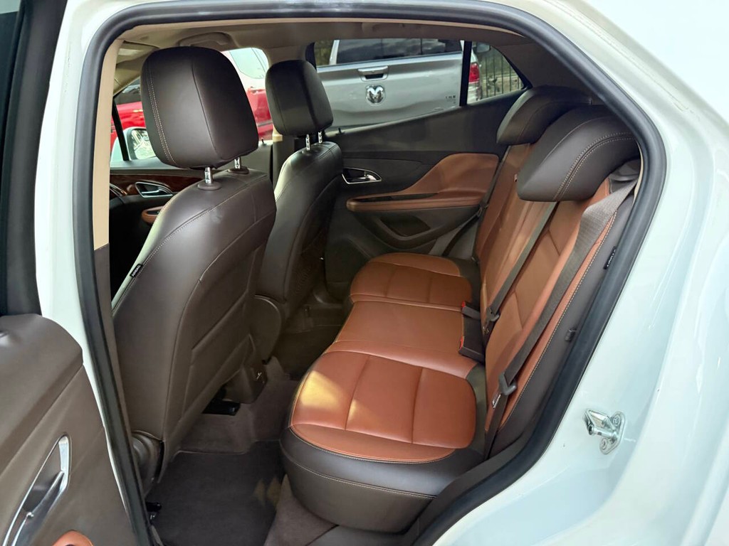 Buick Encore Vehicle Full-screen Gallery Image 13