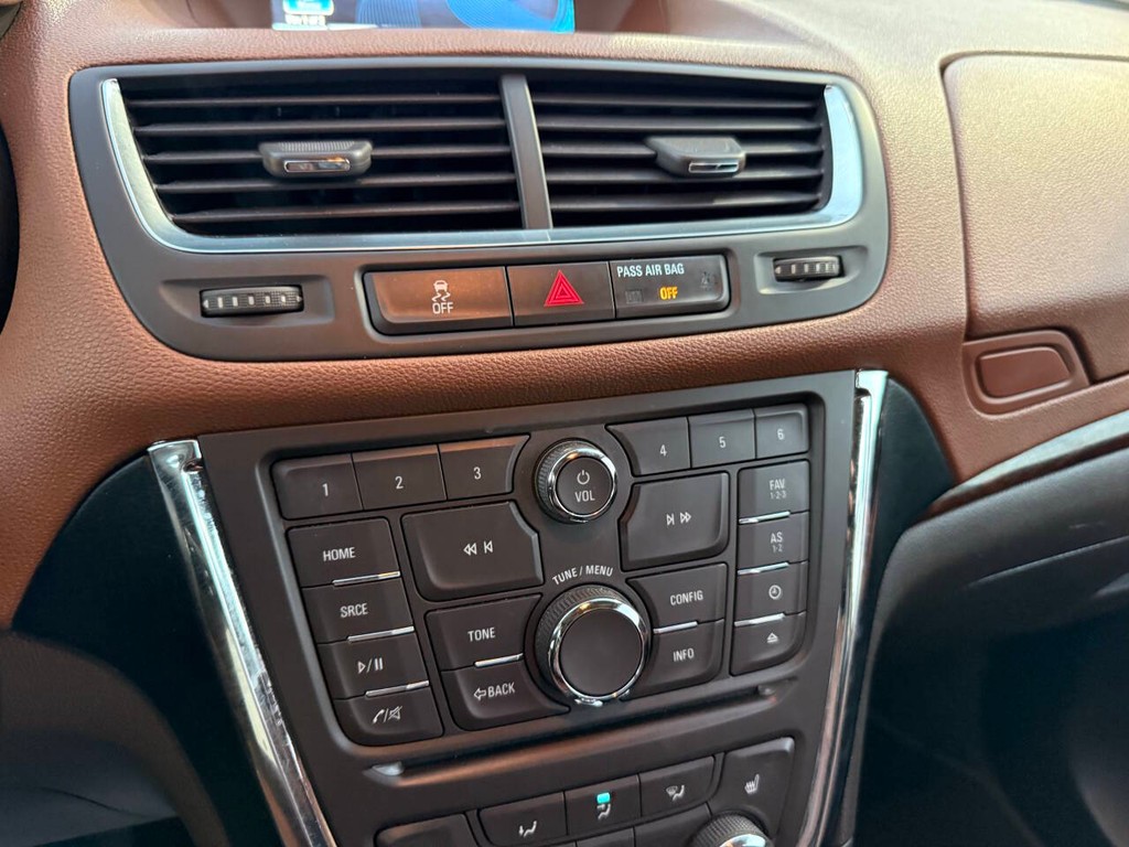 Buick Encore Vehicle Full-screen Gallery Image 29