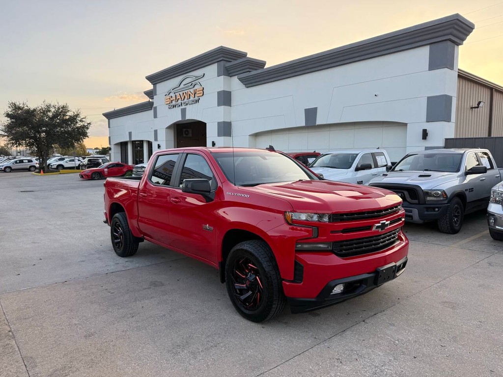 Chevrolet Silverado 1500 Vehicle Full-screen Gallery Image 02