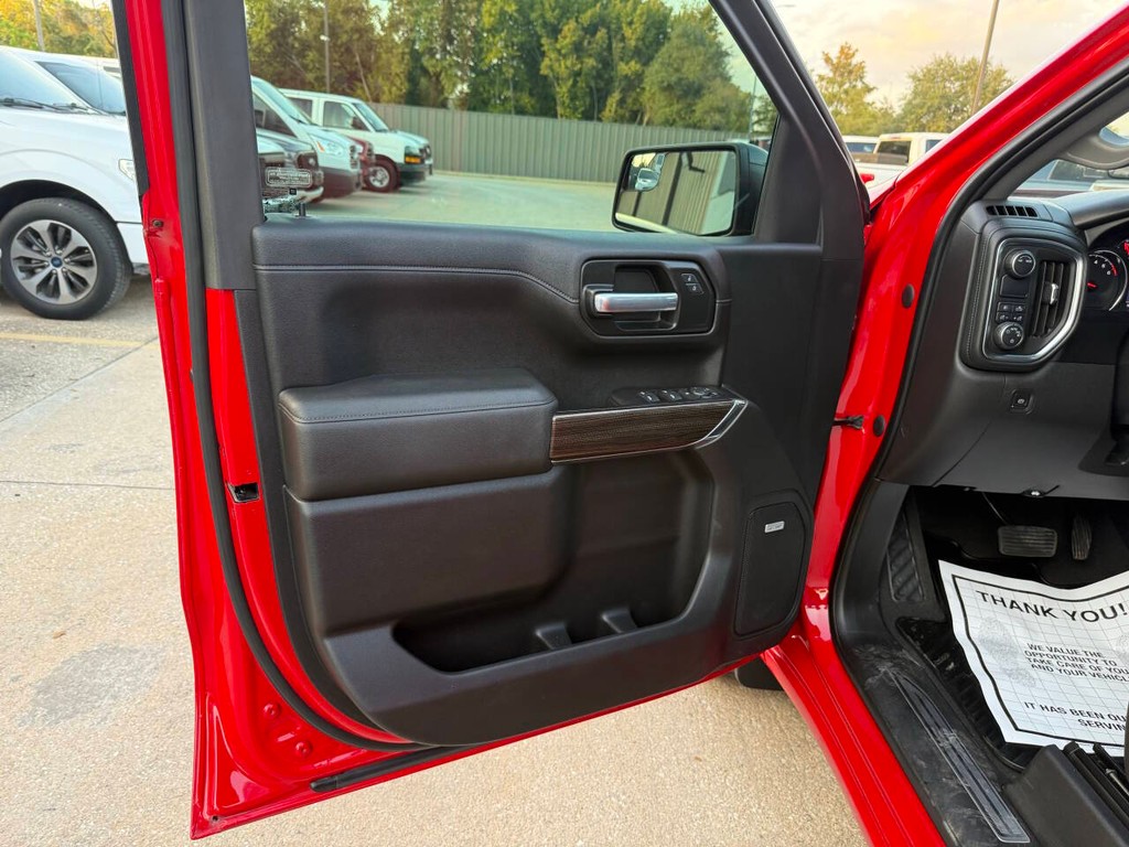 Chevrolet Silverado 1500 Vehicle Full-screen Gallery Image 08