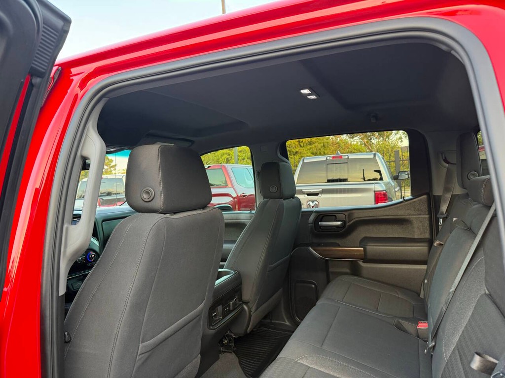 Chevrolet Silverado 1500 Vehicle Full-screen Gallery Image 12