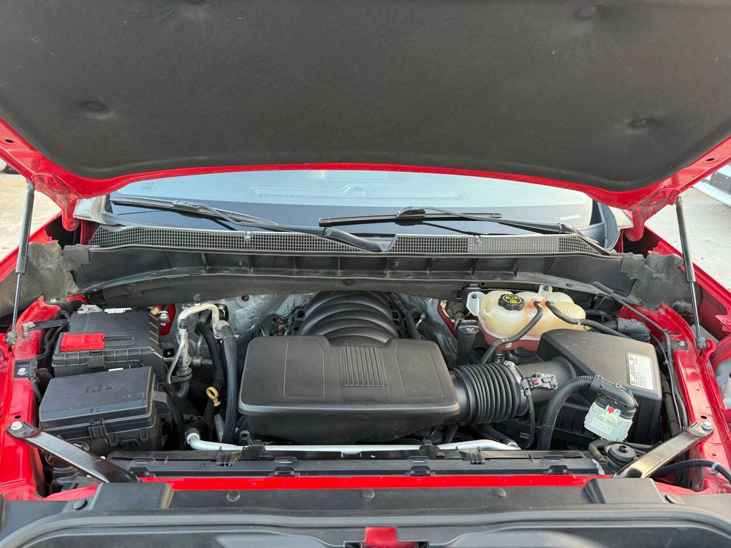 Chevrolet Silverado 1500 Vehicle Full-screen Gallery Image 35