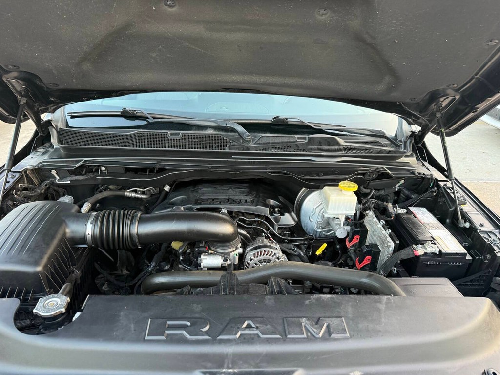 Ram 1500 Vehicle Full-screen Gallery Image 35