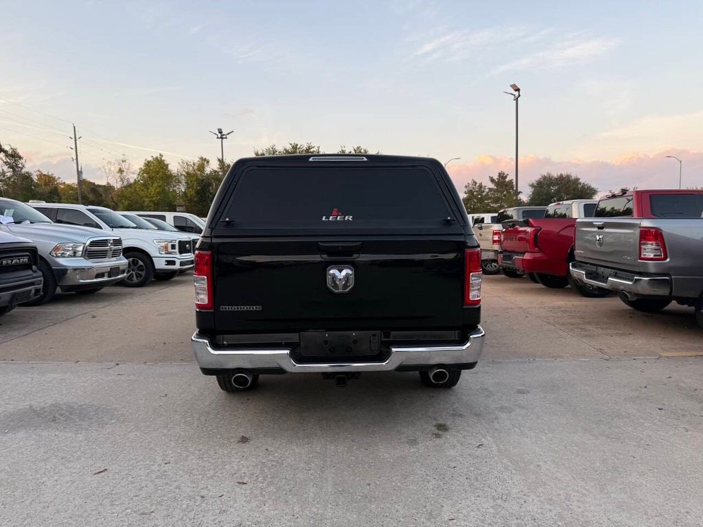 Ram 1500 Vehicle Full-screen Gallery Image 38