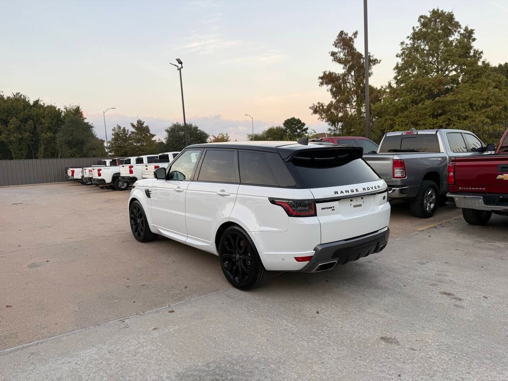 Land Rover Range Rover Sport Vehicle Full-screen Gallery Image 05