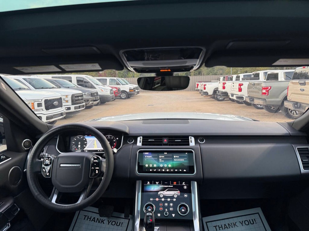 Land Rover Range Rover Sport Vehicle Full-screen Gallery Image 18