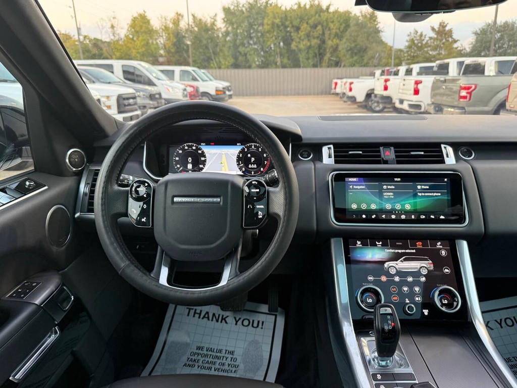 Land Rover Range Rover Sport Vehicle Full-screen Gallery Image 22