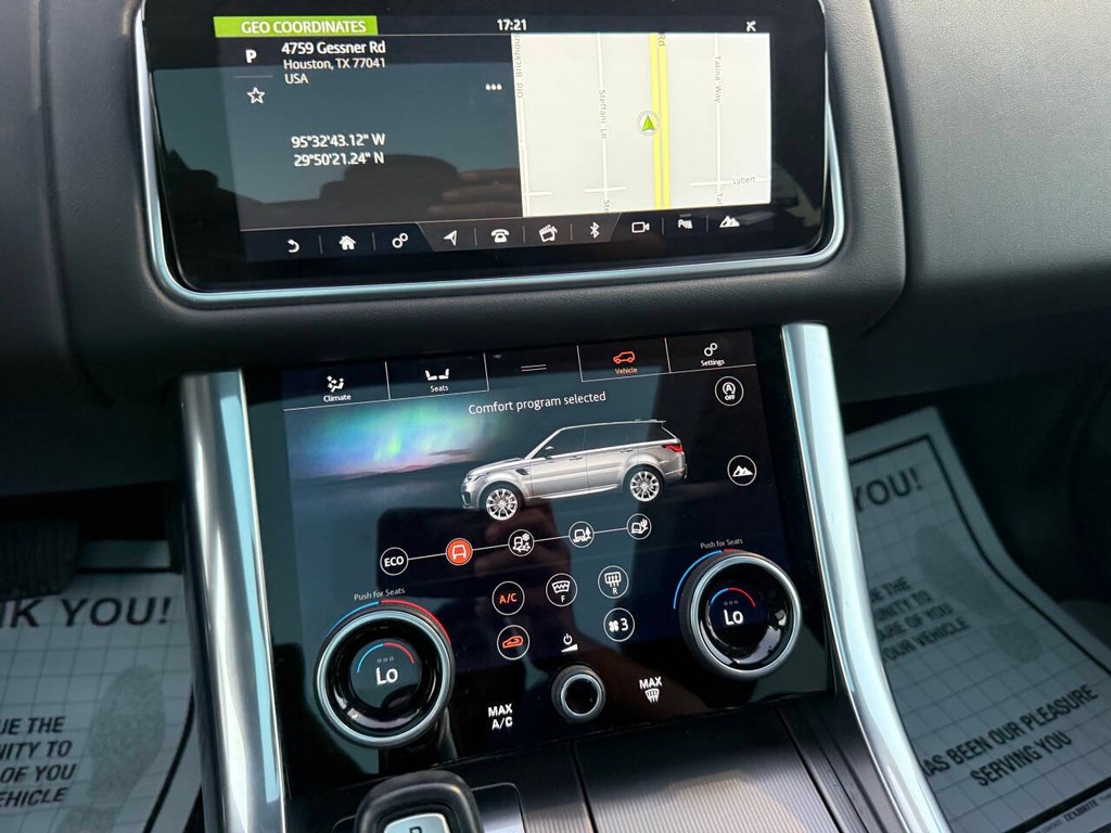 Land Rover Range Rover Sport Vehicle Full-screen Gallery Image 28