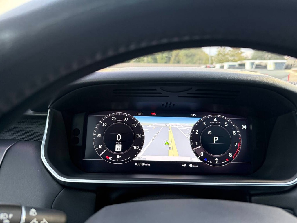 Land Rover Range Rover Sport Vehicle Full-screen Gallery Image 33