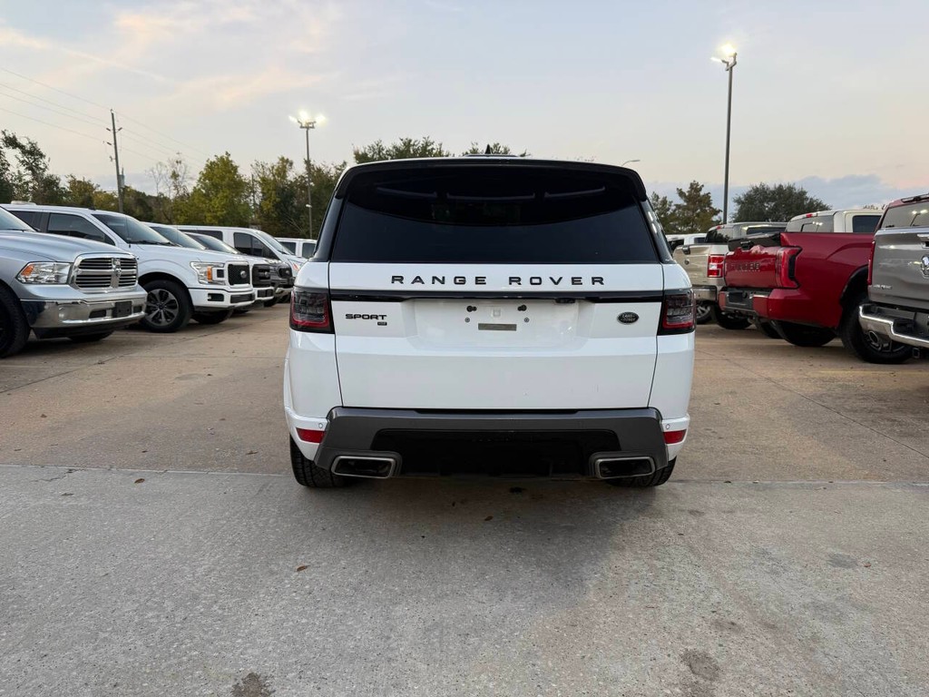 Land Rover Range Rover Sport Vehicle Full-screen Gallery Image 40