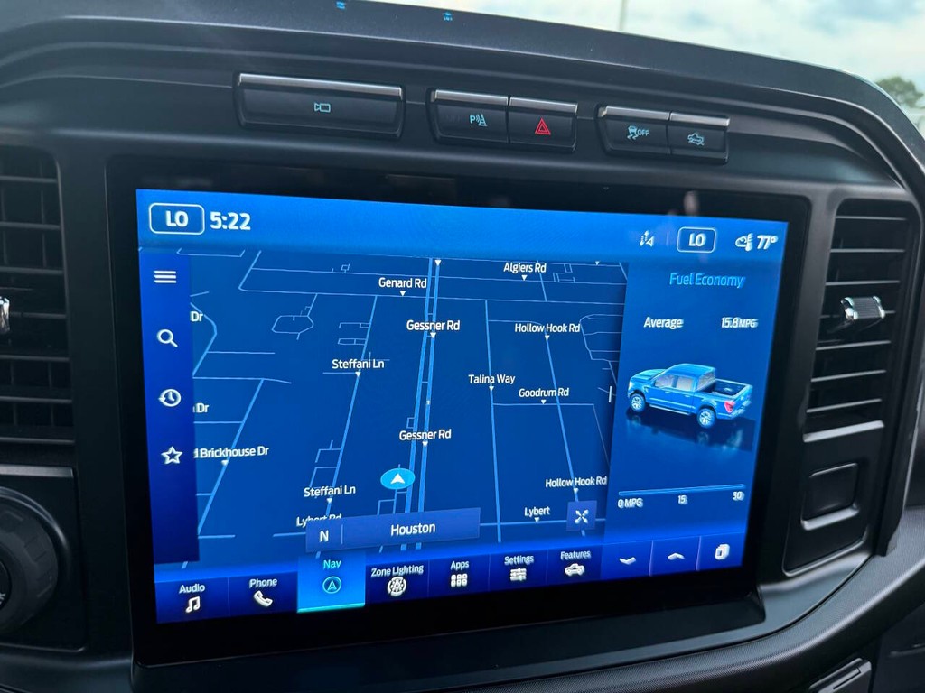 Ford F-150 Vehicle Full-screen Gallery Image 25