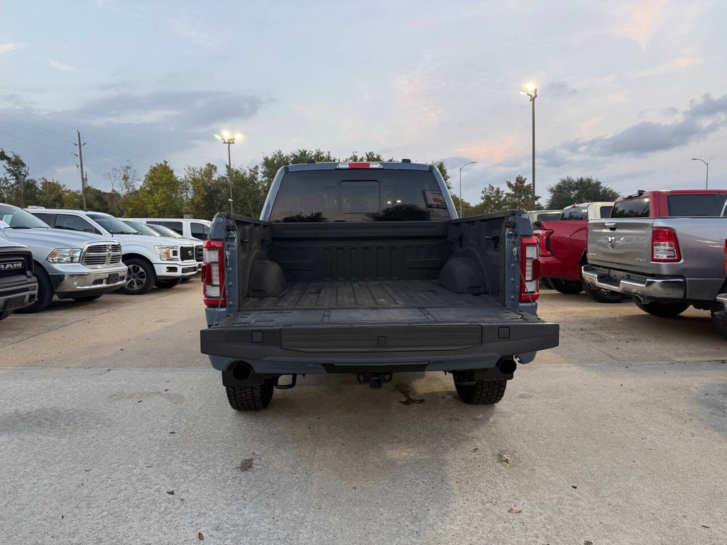 Ford F-150 Vehicle Full-screen Gallery Image 40