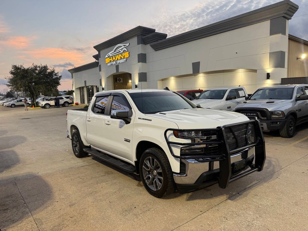 Chevrolet Silverado 1500 Vehicle Full-screen Gallery Image 02