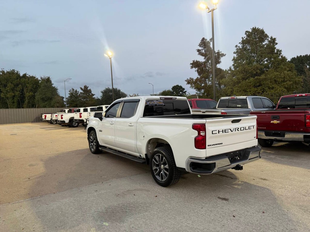 Chevrolet Silverado 1500 Vehicle Full-screen Gallery Image 04