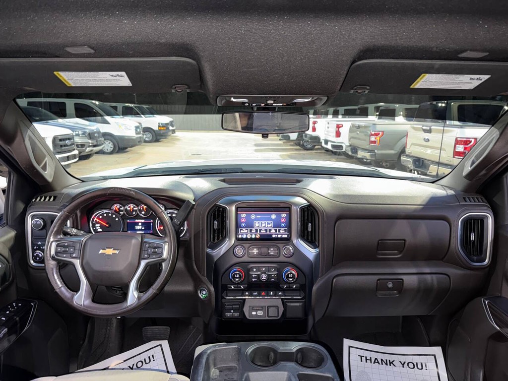 Chevrolet Silverado 1500 Vehicle Full-screen Gallery Image 19