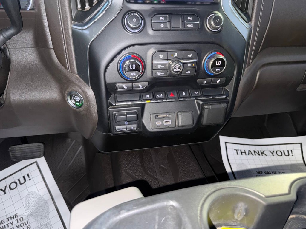 Chevrolet Silverado 1500 Vehicle Full-screen Gallery Image 30