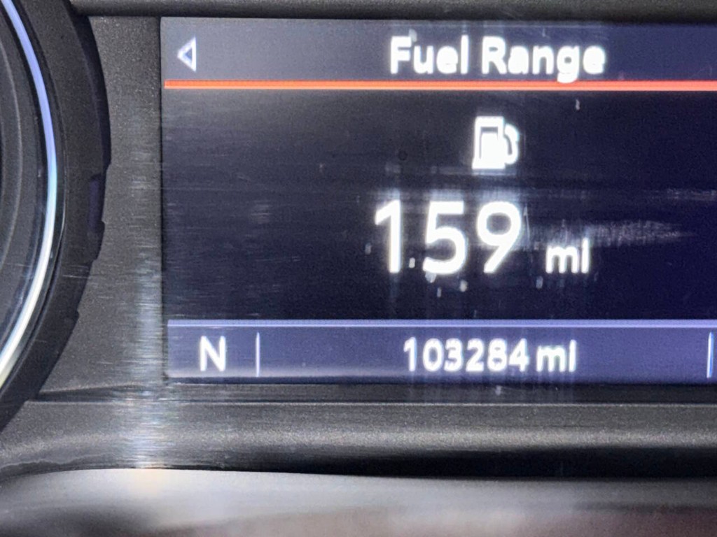 Chevrolet Silverado 1500 Vehicle Full-screen Gallery Image 34