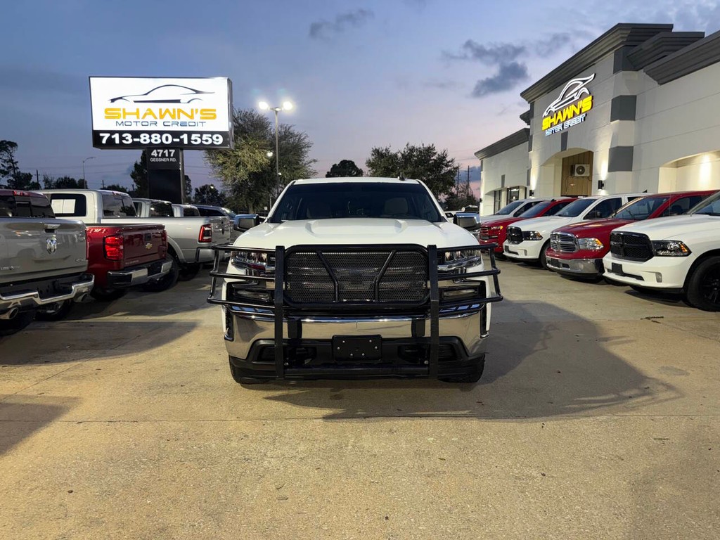 Chevrolet Silverado 1500 Vehicle Full-screen Gallery Image 40