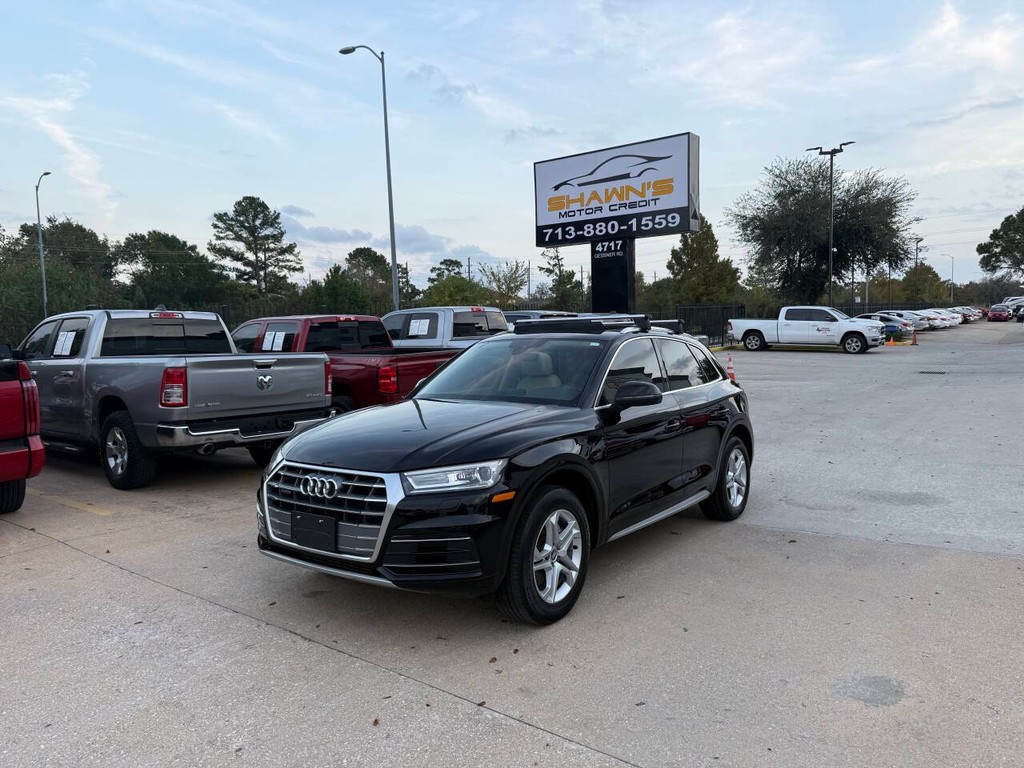 Audi Q5 Vehicle Full-screen Gallery Image 03