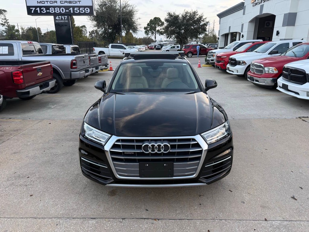 Audi Q5 Vehicle Full-screen Gallery Image 38