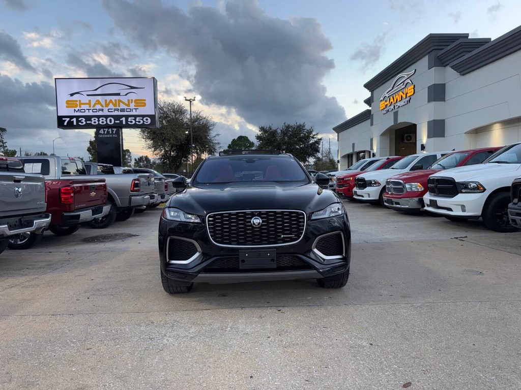 Jaguar F-PACE Vehicle Full-screen Gallery Image 42