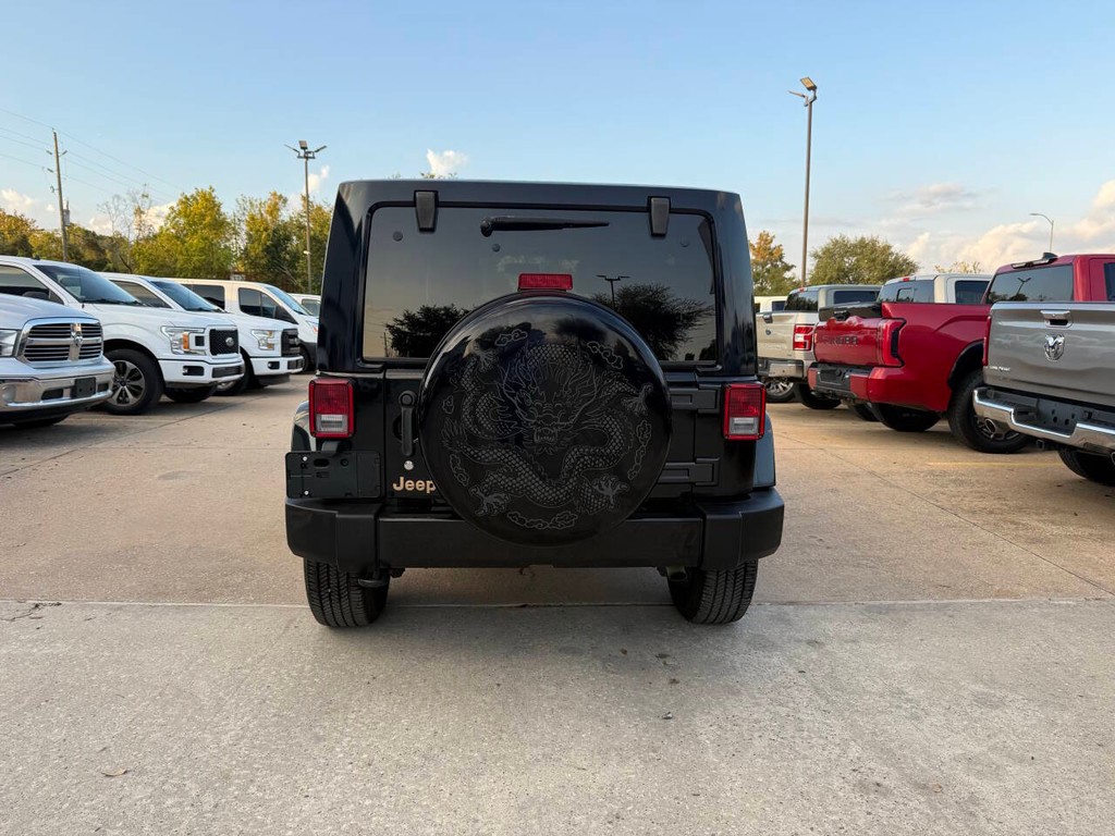 Jeep Wrangler Unlimited Vehicle Full-screen Gallery Image 39