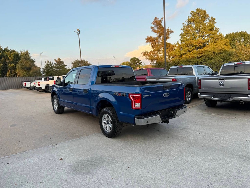 Ford F-150 Vehicle Full-screen Gallery Image 04