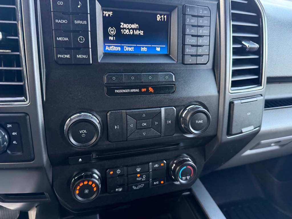 Ford F-150 Vehicle Full-screen Gallery Image 28