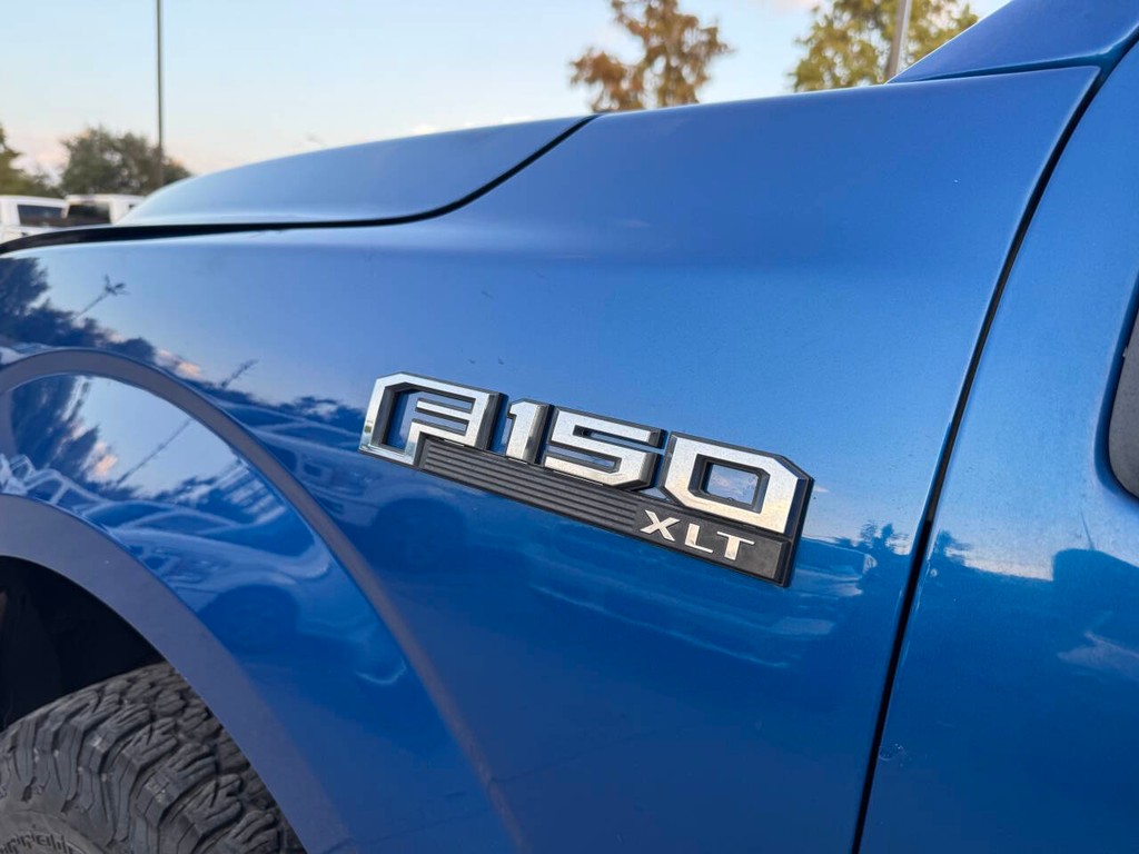 Ford F-150 Vehicle Full-screen Gallery Image 39