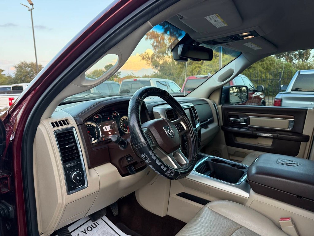 Ram 1500 Vehicle Full-screen Gallery Image 06