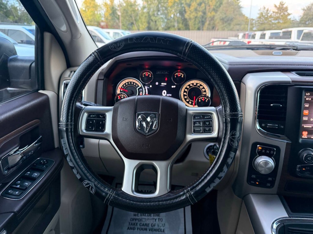 Ram 1500 Vehicle Full-screen Gallery Image 22