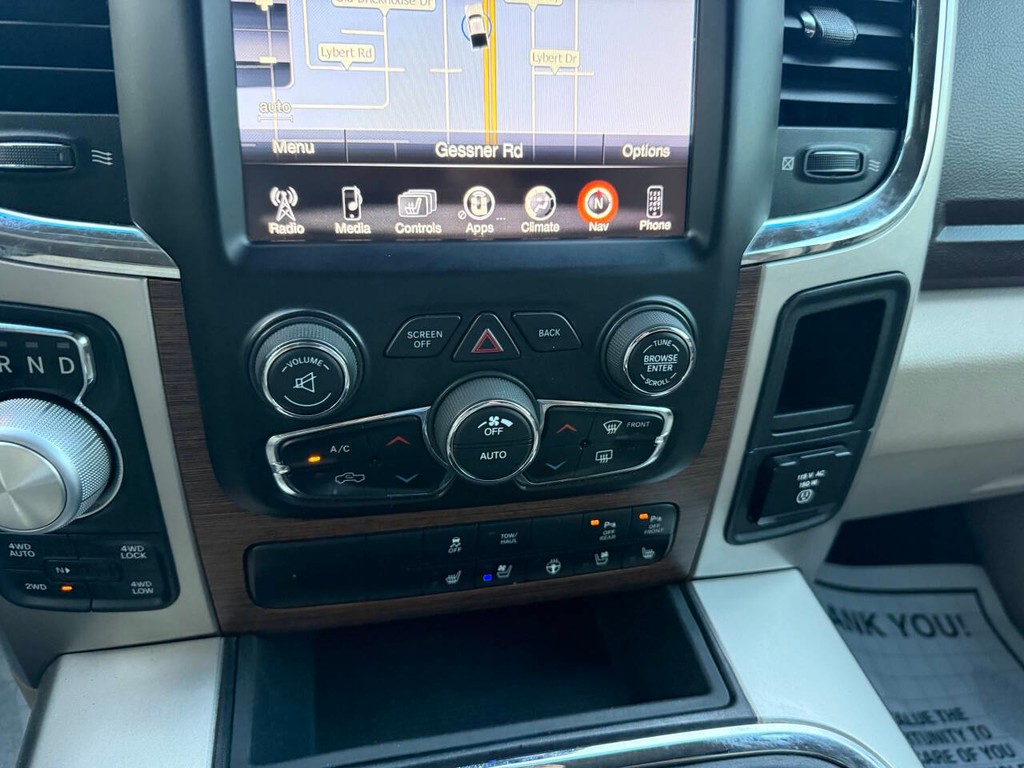 Ram 1500 Vehicle Full-screen Gallery Image 27