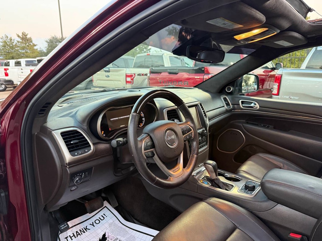 Jeep Grand Cherokee Vehicle Full-screen Gallery Image 06